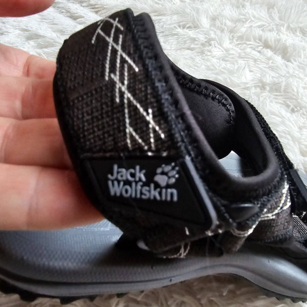 Jack Wolfskin frfi szandl j cimks 43as mret