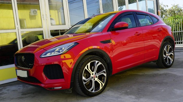 Jaguar E-PACE P250 R-Dynamic HSE (Automata) MAG...