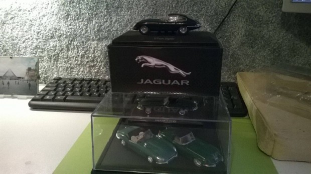 Jaguar E-type modell elad, 1:43-as mretben