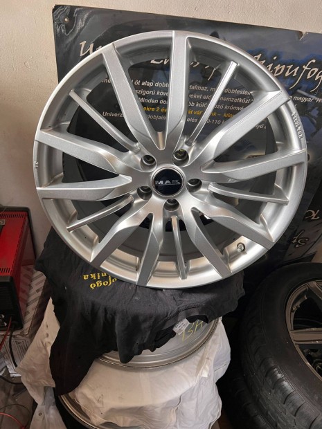 Jaguar F-Pace alufelni 4db