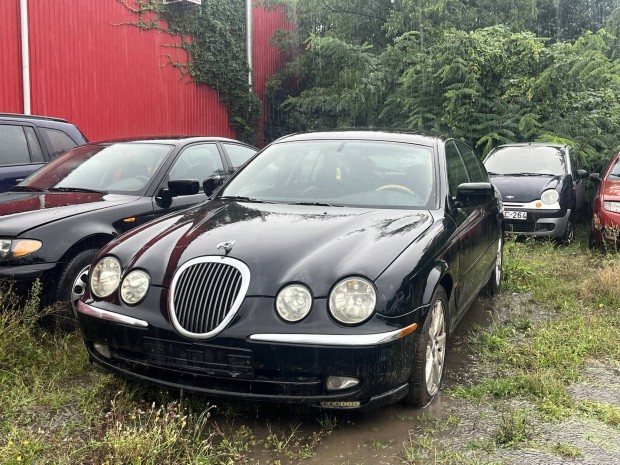 Jaguar S-Type 3.0b alkatrészek