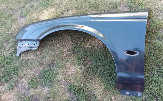 Jaguar S-type (1999) bal sárvédő. Személyesen