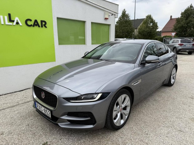 Jaguar XE 2.0 l4D Prestige AWD (Automata) Szerv...
