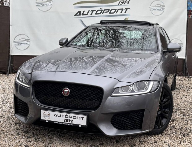 Jaguar XF 2.0 i4D Chequered Flag AWD (Automata)...