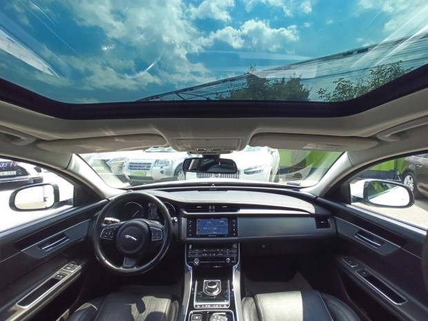 Jaguar XF 2.0 i4D Prestige (Automata) Polaris W...