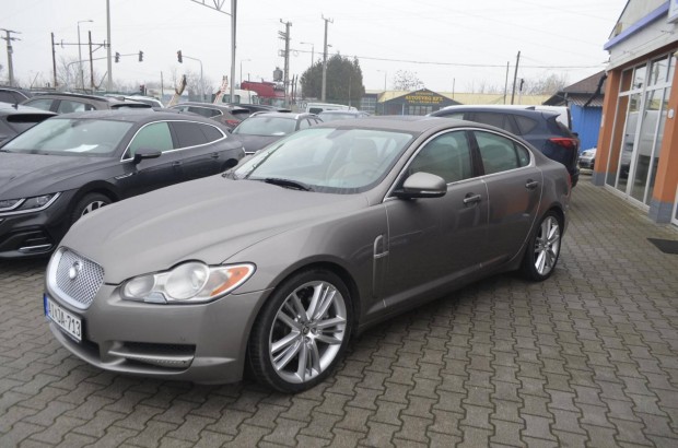 Jaguar XF 3.0 D Premium Luxury (Automata) Kivl...