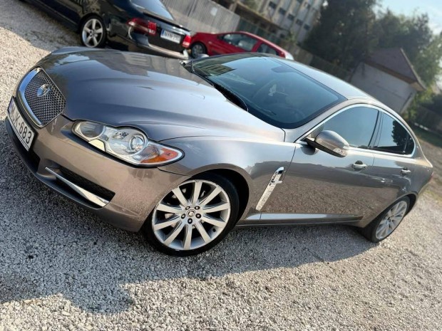 Jaguar XF 3.0 V6 Luxury (Automata)