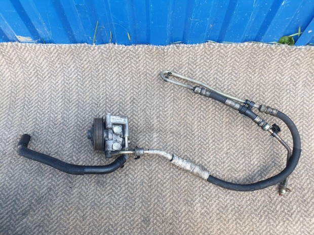 Jaguár XF X250 3.0 D Land Rover szervo szivattyú 9X233A696AA