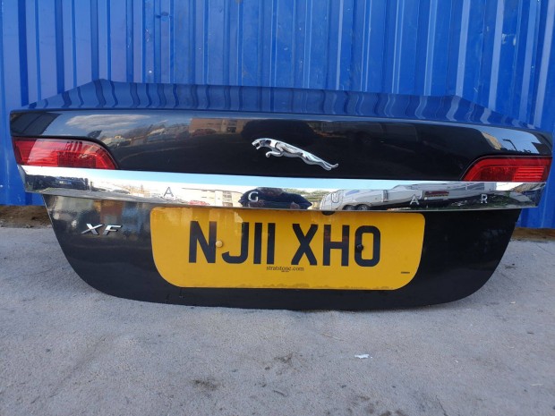 Jagur XF, X250 csomagtr ajt rozsda s srlsmentes