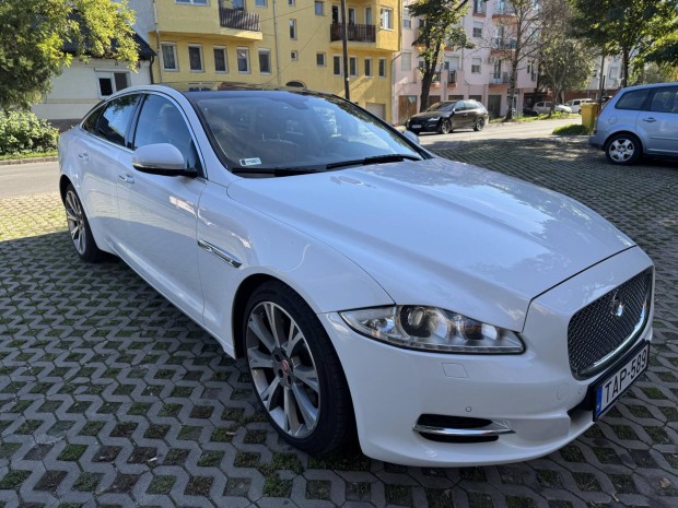 Jaguar Xj 3.0 D V6 Premium Luxury LWB (Automata...