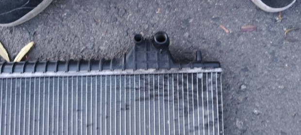 Jaguar xe vízhűtő hűtő Gx738005EC