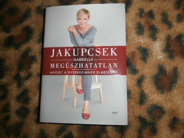 Jakupcsek Gabriella Dediklt knyv