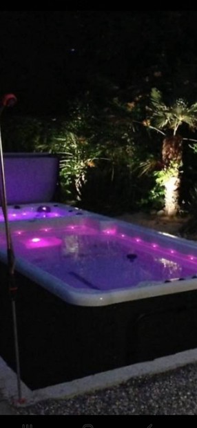 Jakuzzi . Jacuzzi