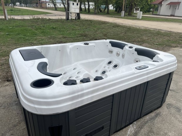 Jakuzzi, jacuzzi