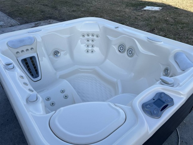 Jakuzzi, jacuzzi