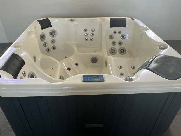 Jakuzzi, jacuzzi