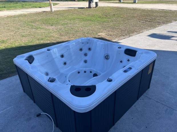 Jakuzzi, jacuzzi