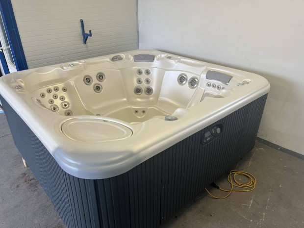 Jakuzzi, jacuzzi