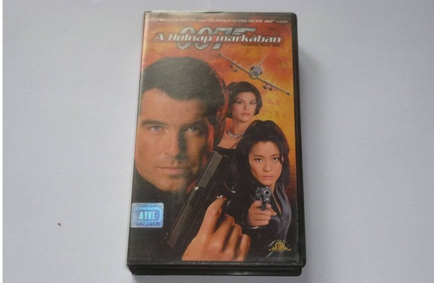 James Bond 007 - A holnap markban (1997) VHS fs: Pierce Brosnan