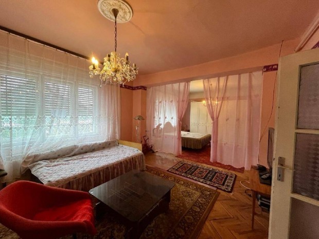 J�noshalma csendes k�rny�k�n 3 szob�s csal�di h�z elad�!