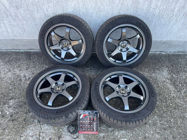 Japan Racing JR3 17X7J Gun Metal alufelni szett 5X114.3 gumikkal