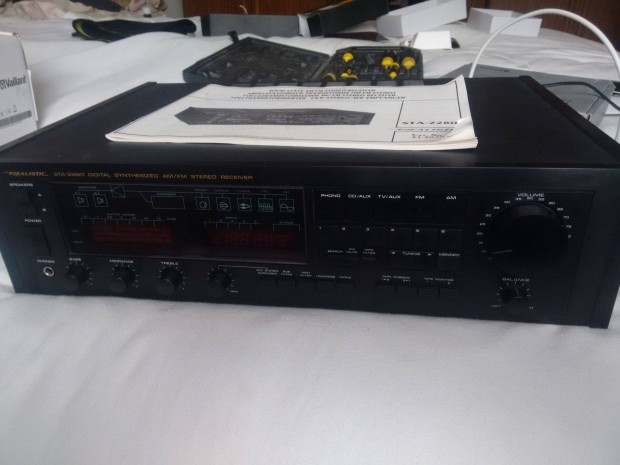 Japn Realistic STA-2280 am/FM receiver erst