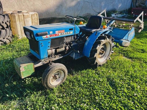 Japán kistraktor talajmaróval Mitsubishi 1100
