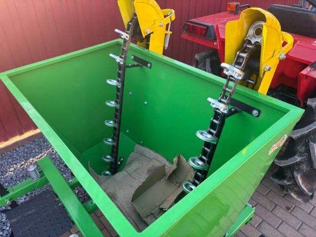 Japán traktor burgonya vető munkagép eladó