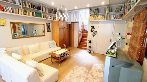 J�sz�roksz�ll�si elad� 196 nm-es h�z