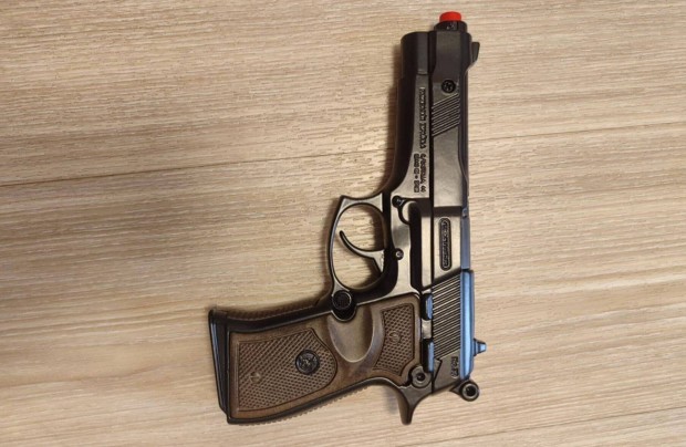 Jtk Beretta pisztoly