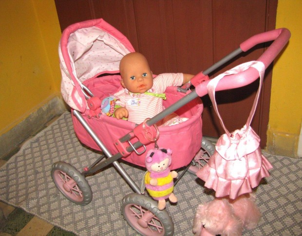 J�t�kbaba besz�l� Zapf 42 �j j�t�kkocsival alv�s csecsem� baba