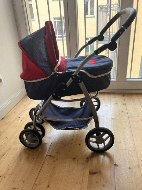 J�t�kbabakocsi, kombin�lhat�, k�lt�ri haszn�latra is alkalmas