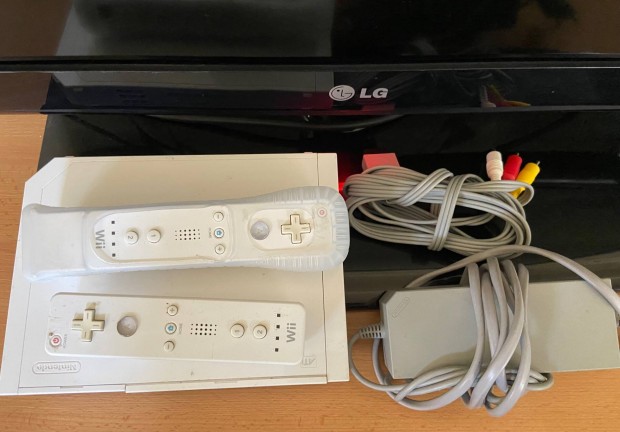 Játékkonzol, Nintendo Wii. Ingyen szállítás