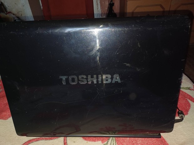 Jtszs Toshiba laptop gyerekeknek