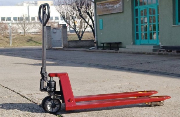 Javított raklapemelő , béka Budaörsön
