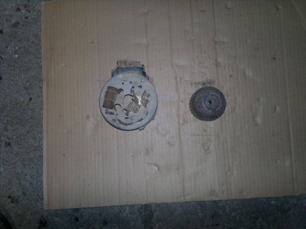 Jawa 175-250 gyujt�s