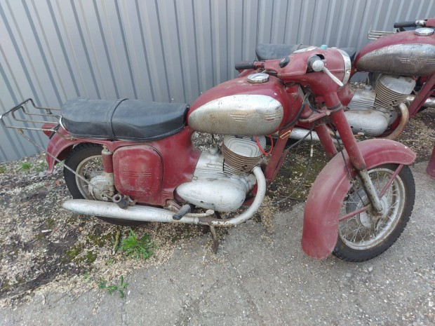 Jawa 250/559 csepptankos