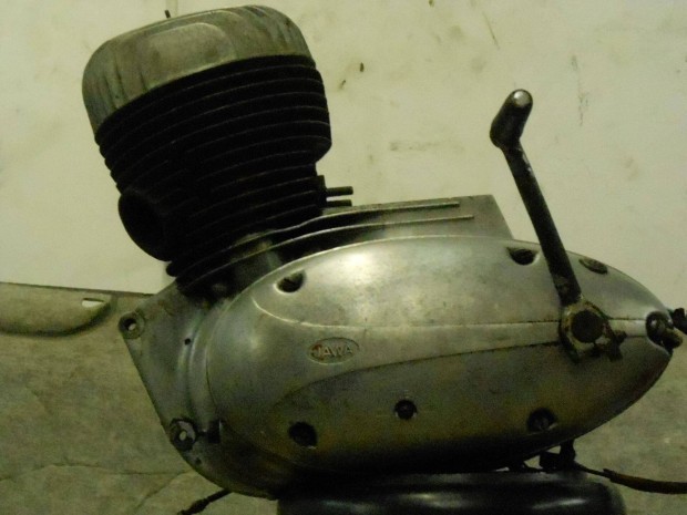 Jawa 250-559 tipusú,korábban felújított motorblokk eladó