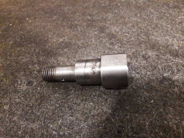 Jawa 250 / 350 Velorex főtengely vég toldó / turbó hűtés kihajtás