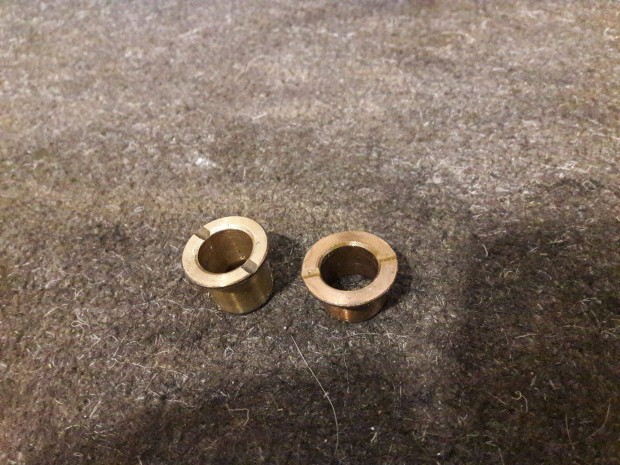 Jawa 250 / 559 gy�ri v�lt� bronzpersely p�r