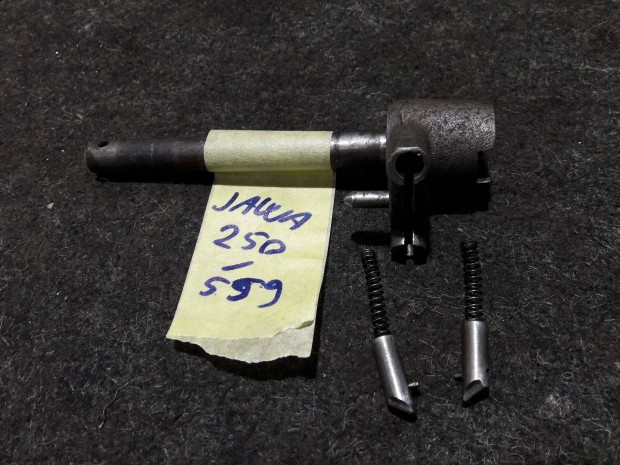 Jawa 250 / 559 v�lt� k�rm�s kapcsol� f�l tengely szett