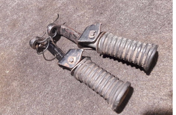 Jawa 350 / 634 / 638 gy�ri els� l�btart� p�r