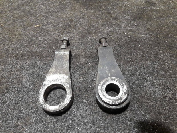 Jawa 350 / 634 / 638 hátsó kerék / láncfeszítő pár