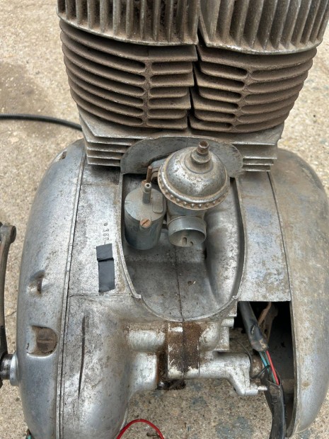 Jawa 360 350 fellelt blokk