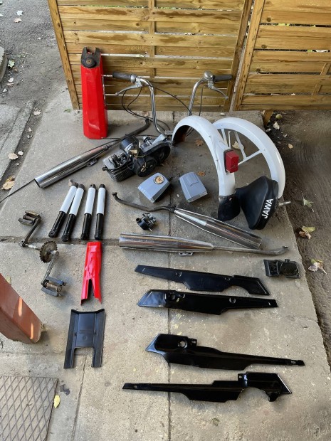 Jawa Babetta 207,206,210 alkatrszek 