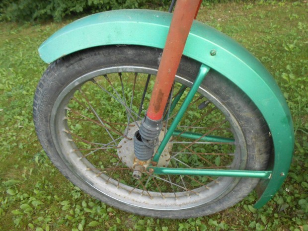 Jawa Babetta 207-es smkp.-ról :komplett első-hátsó kerék eladó