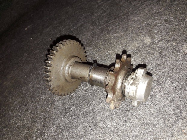 Jawa Babetta 207 komplett lánckerék tengely / szabadon futó
