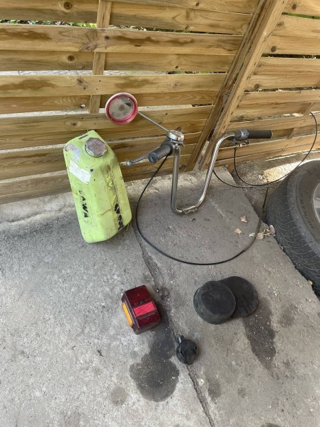 Jawa Babetta 210 alkatrszek