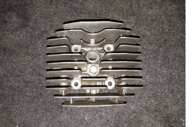 Jawa Babetta 210 hengerfej