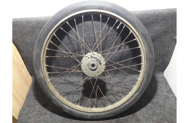 Jawa Babetta 228 komplett első kerék ( 19 coll )